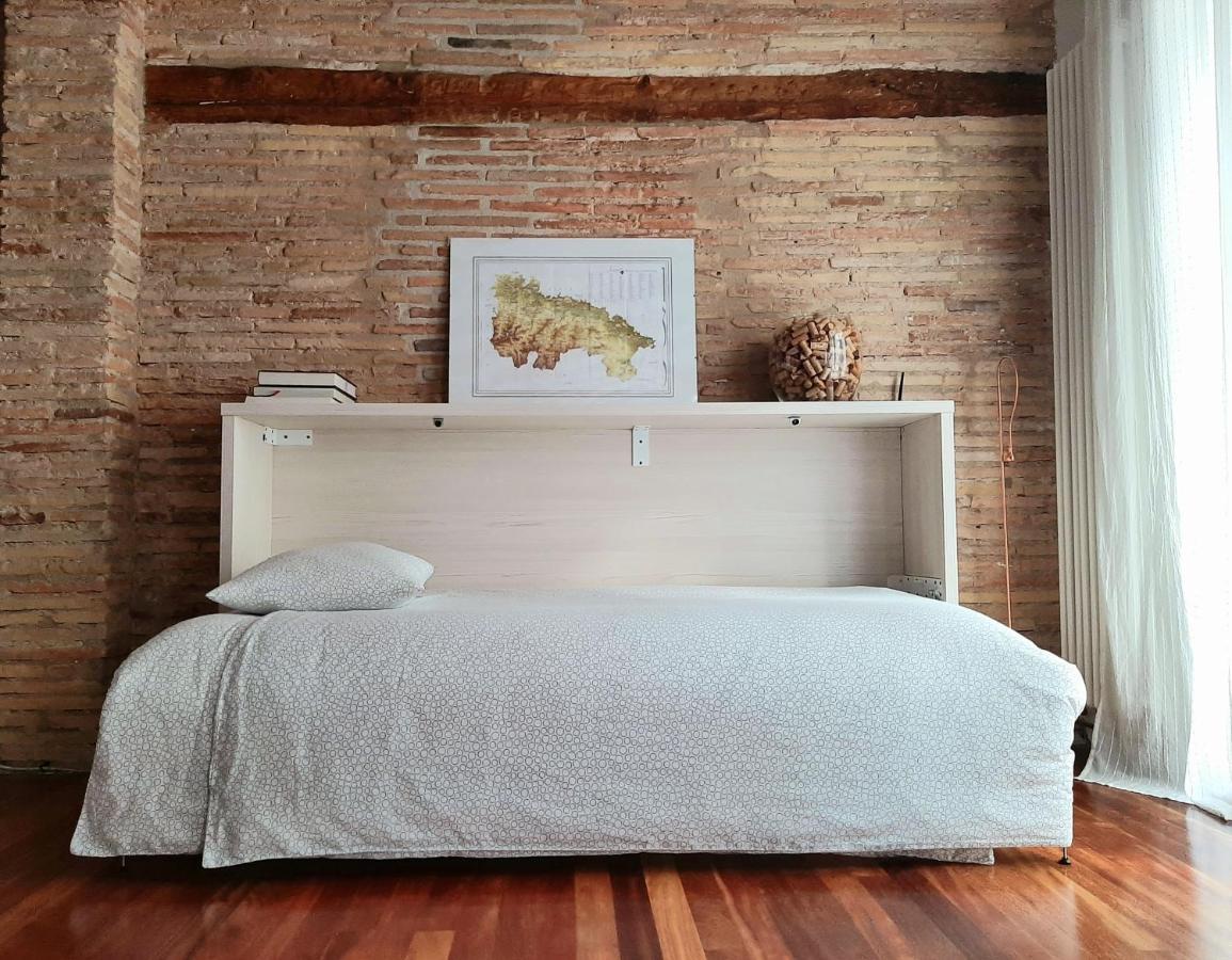 Lux Wood Loft With Air Con & Lift Appartement Logroño Buitenkant foto